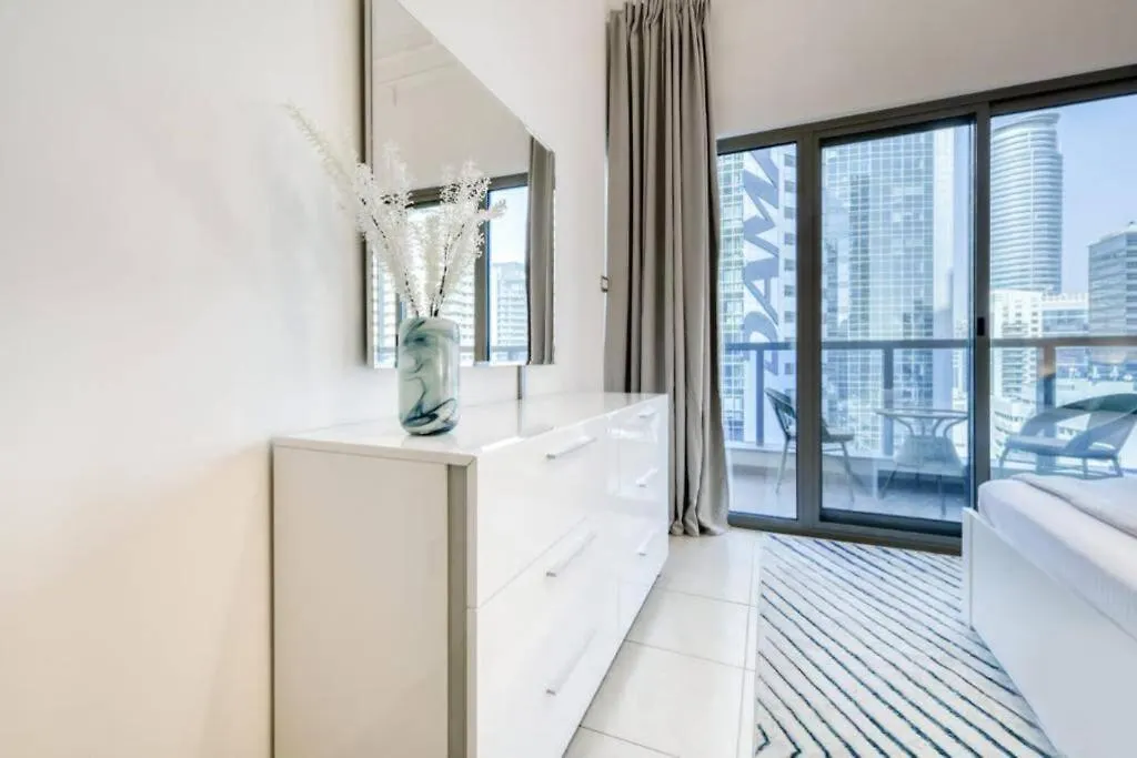 Apartment Luxury 1 Bedroom With Sea View Dubai